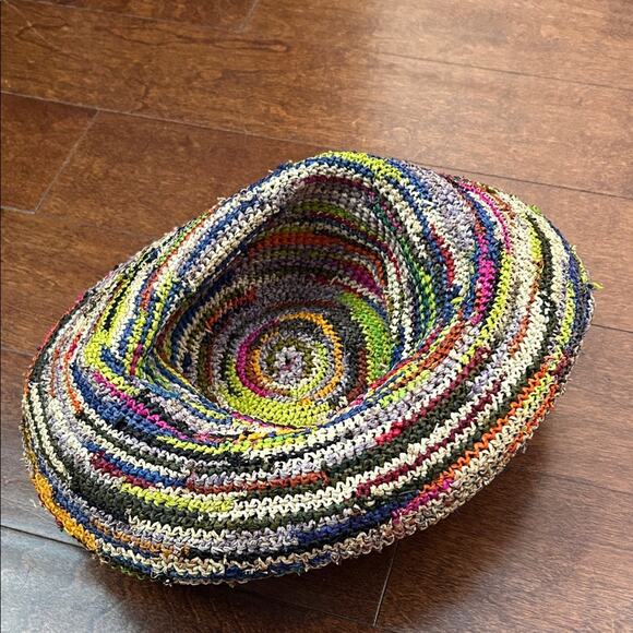 Multicolor Straw Hat with Green Flower Accent, In the Garden or at the Beach - Picture 14 of 15